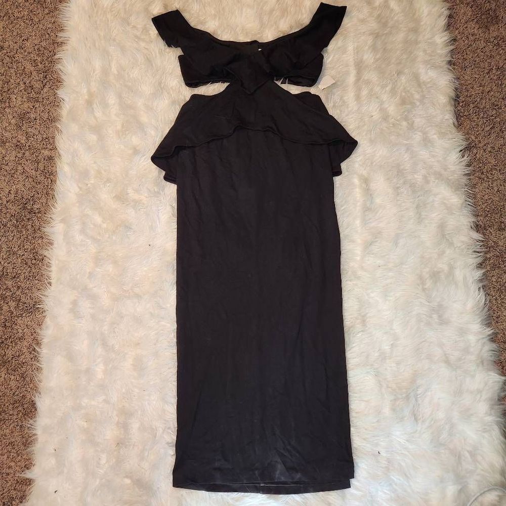 Fame And Partners Firefly Cutout Off Shoulder Dress - Picture 3 of 11